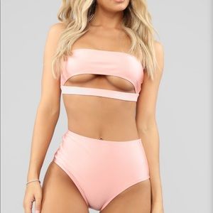 Brand New - Coral Pink Tube top Set Bikini 💗